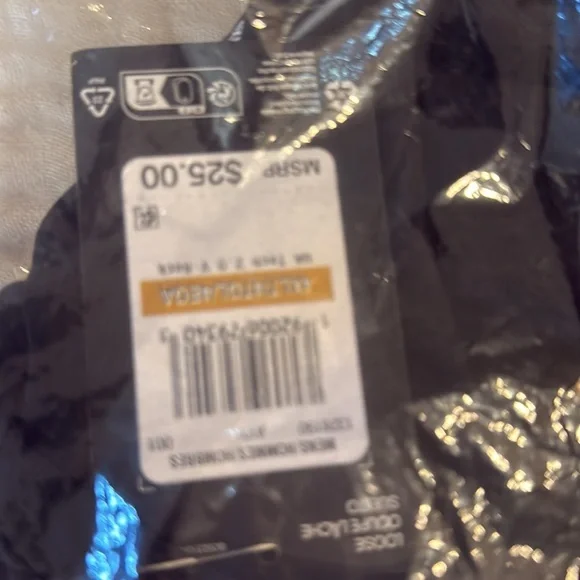 Lot of 2 NWT Under Armour Navy and black v neck tech t shirts. Short sleeve - Picture 5 of 5